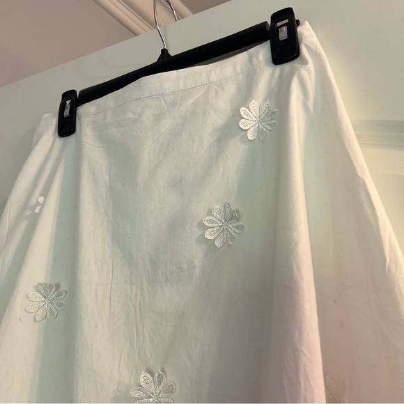 NWT⚡️ Lost Ink midi skirt with pleated hem and floral applique in cotton - Picture 12 of 14